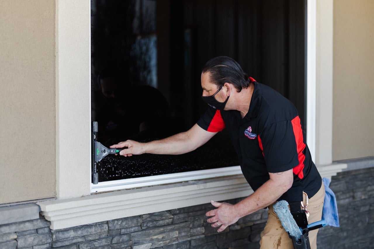 pressure washing your business windows by Dura-Shine Clean