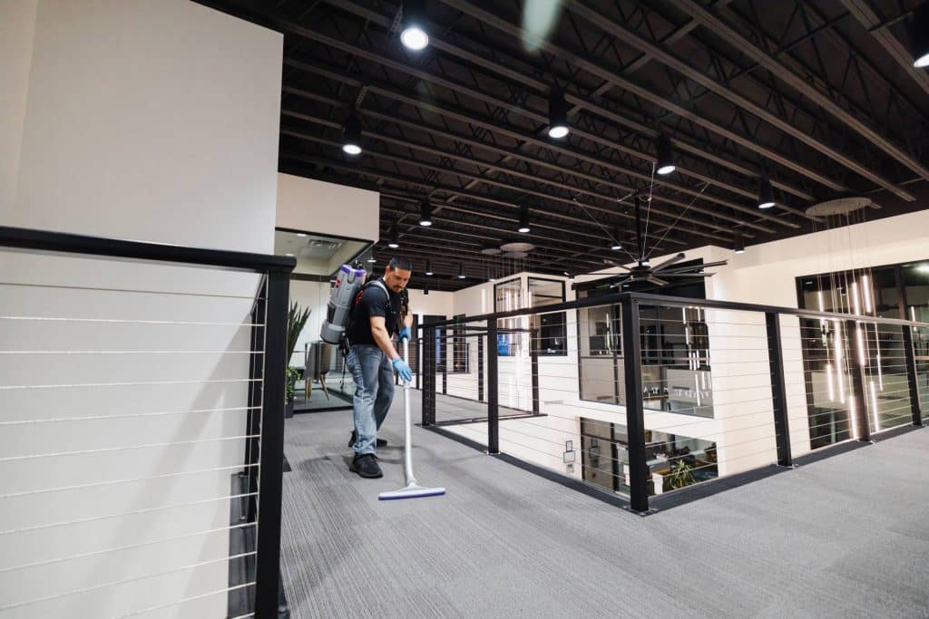 professional commercial carpet cleaning in Tri-Cities, WA
