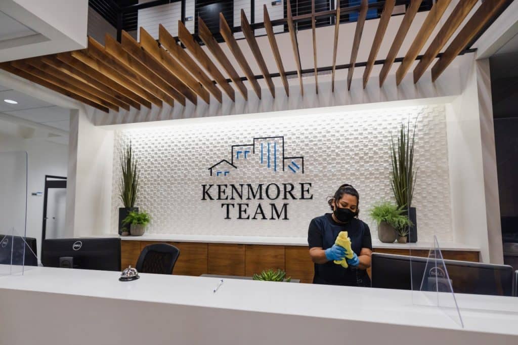 professional office cleaning services